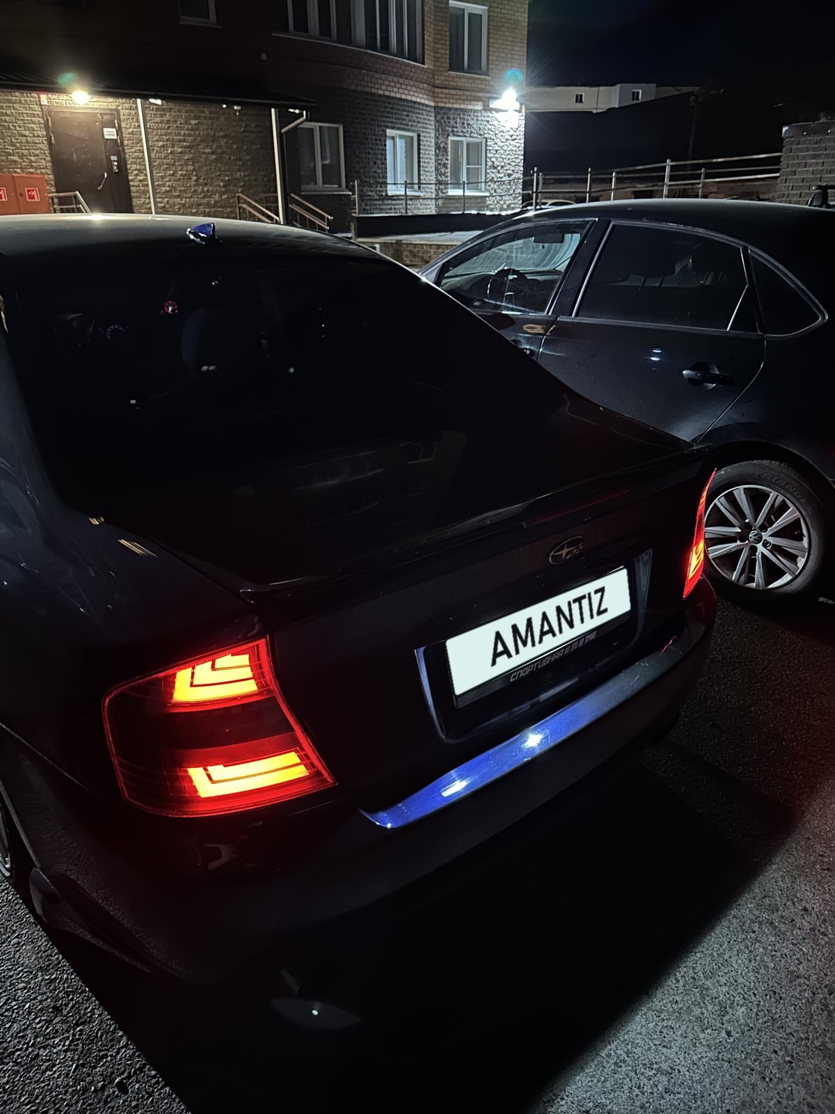 LED фонари сзади